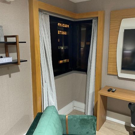 Flat Particular Dentro Do Hotel Executive Transamerica Faria Lima! São Paulo Kültér fotó